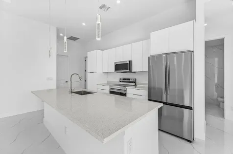 4202 NW 33rd Street Cape Coral FL 33993