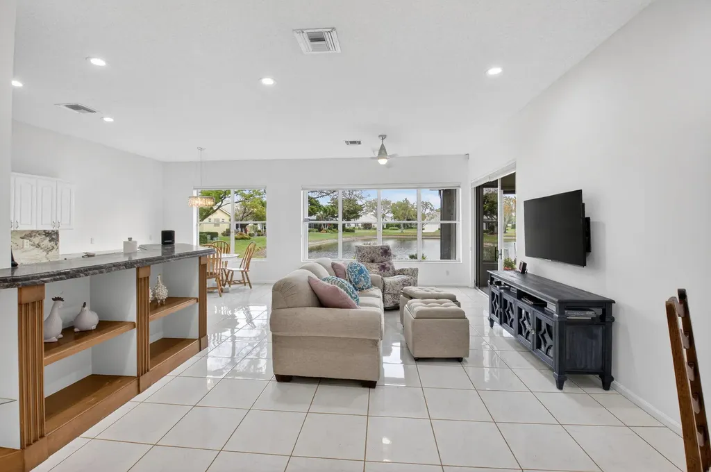 7823 Rockford Road Boynton Beach FL 33472