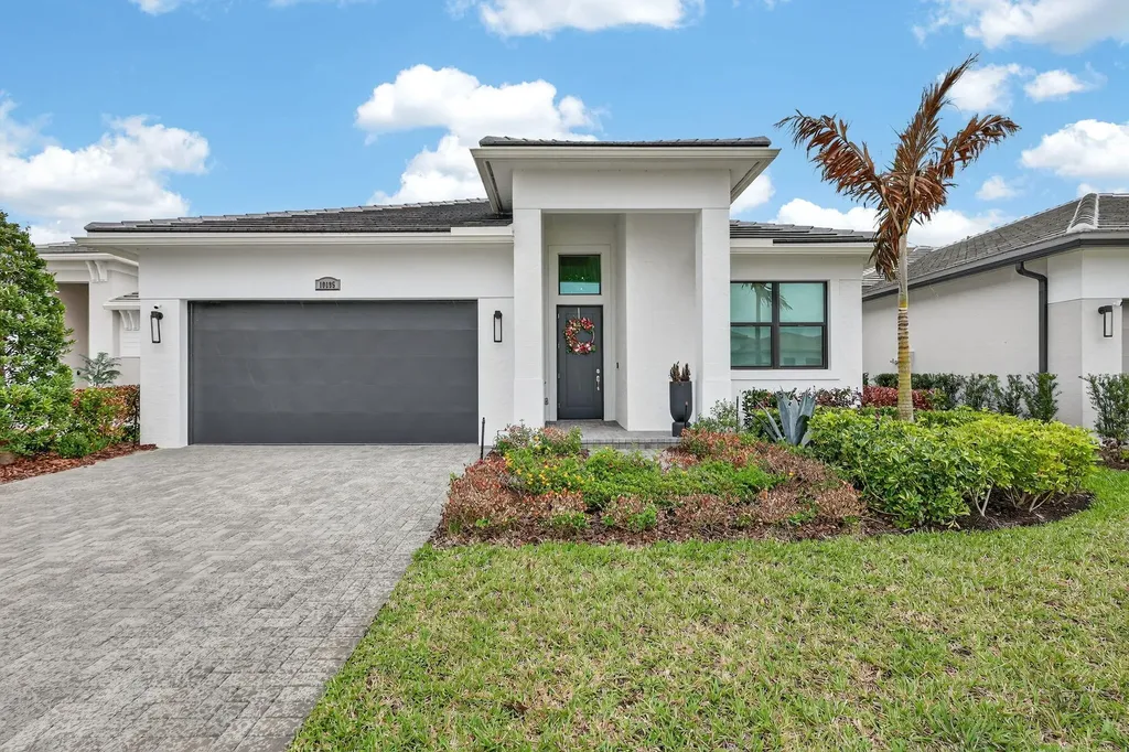 10195 SW Latium Way Port St Lucie FL 34987