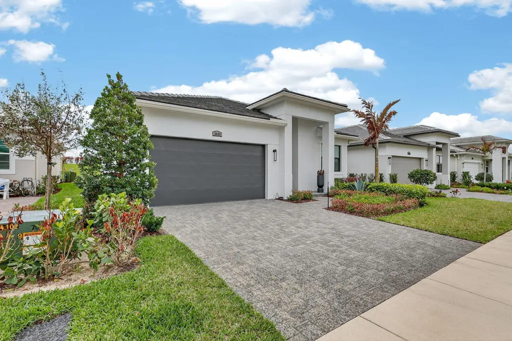 10195 SW Latium Way Port St Lucie FL 34987