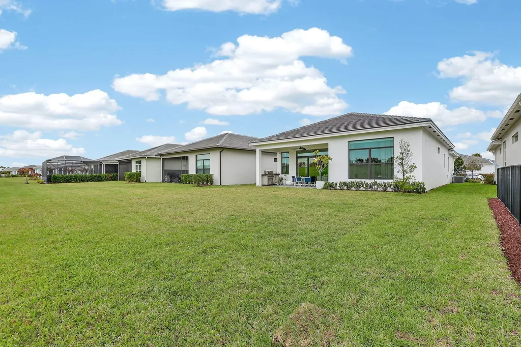 10195 SW Latium Way Port St Lucie FL 34987