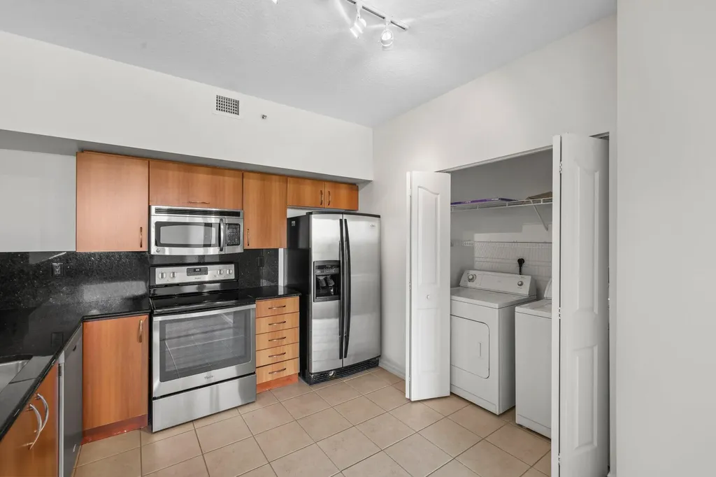 255 NE 3rd Avenue Delray Beach FL 33444