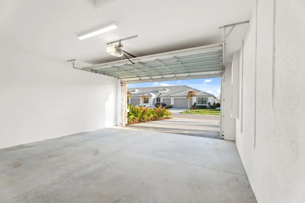 13461 SW Brightside Way Port St Lucie FL 34987