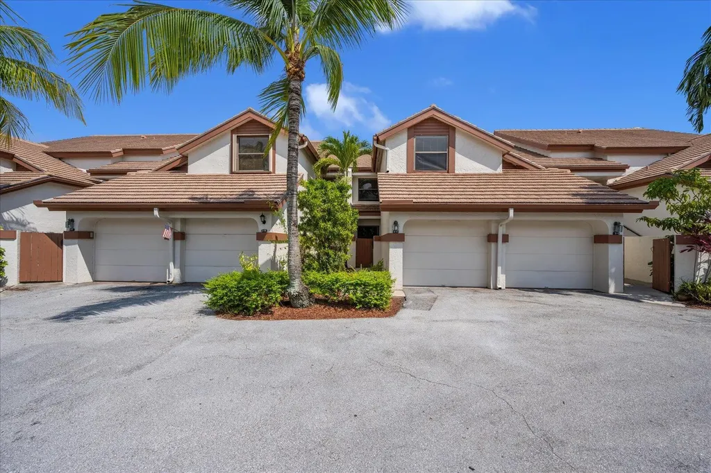 12692 Shoreline Drive Wellington FL 33414