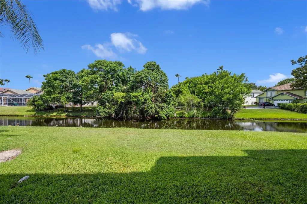 12692 Shoreline Drive Wellington FL 33414
