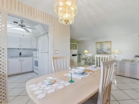 680 W Horizons Boynton Beach FL 33435