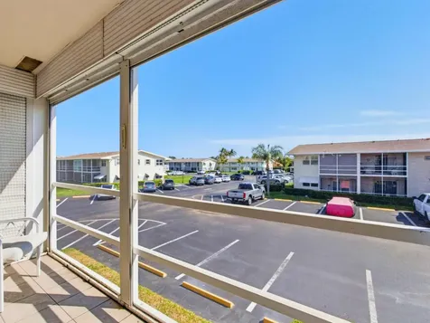680 W Horizons Boynton Beach FL 33435