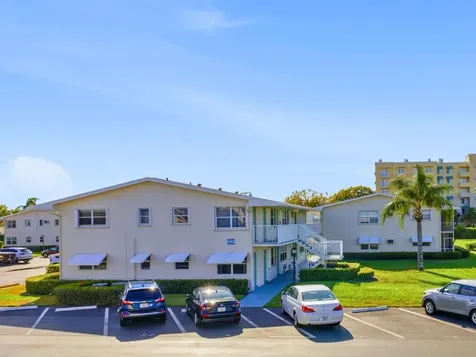 680 W Horizons Boynton Beach FL 33435