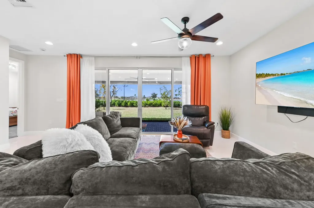 19624 Broad Shore Walk Loxahatchee FL 33470