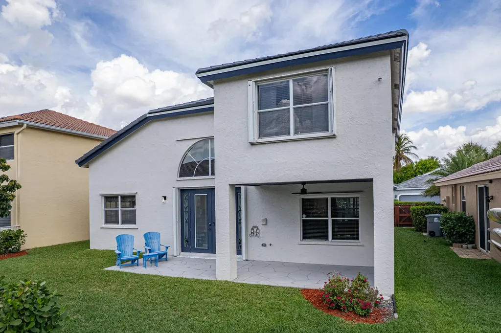 7040 Peninsula Lake Court Lake Worth FL 33467