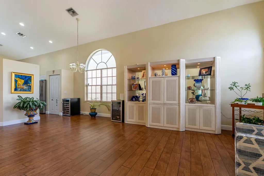 7040 Peninsula Lake Court Lake Worth FL 33467
