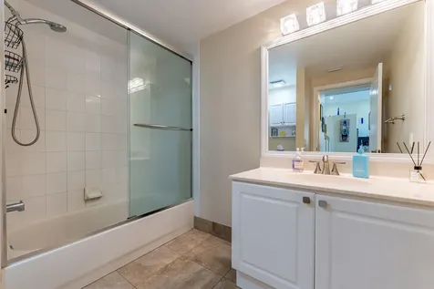 7040 Peninsula Lake Court Lake Worth FL 33467