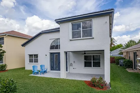 7040 Peninsula Lake Court Lake Worth FL 33467