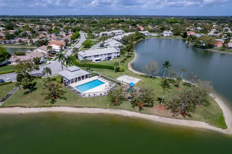 7040 Peninsula Lake Court Lake Worth FL 33467
