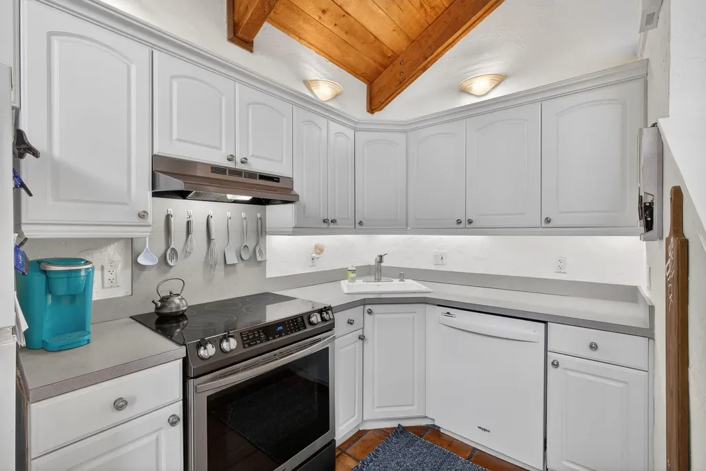 1605 S Us Highway 1 Jupiter FL 33477