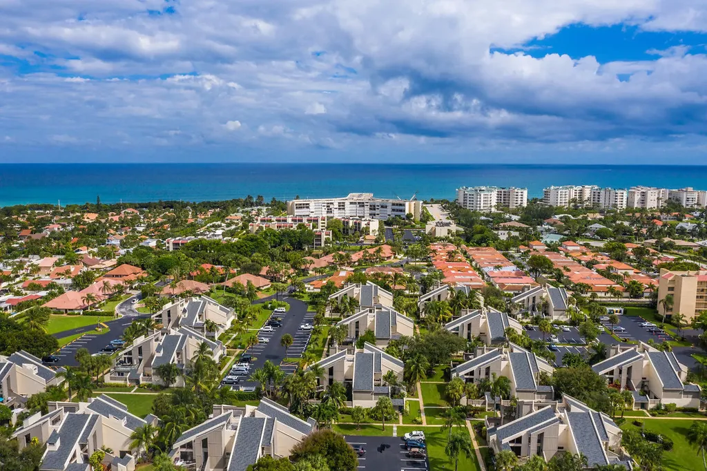 1605 S Us Highway 1 Jupiter FL 33477