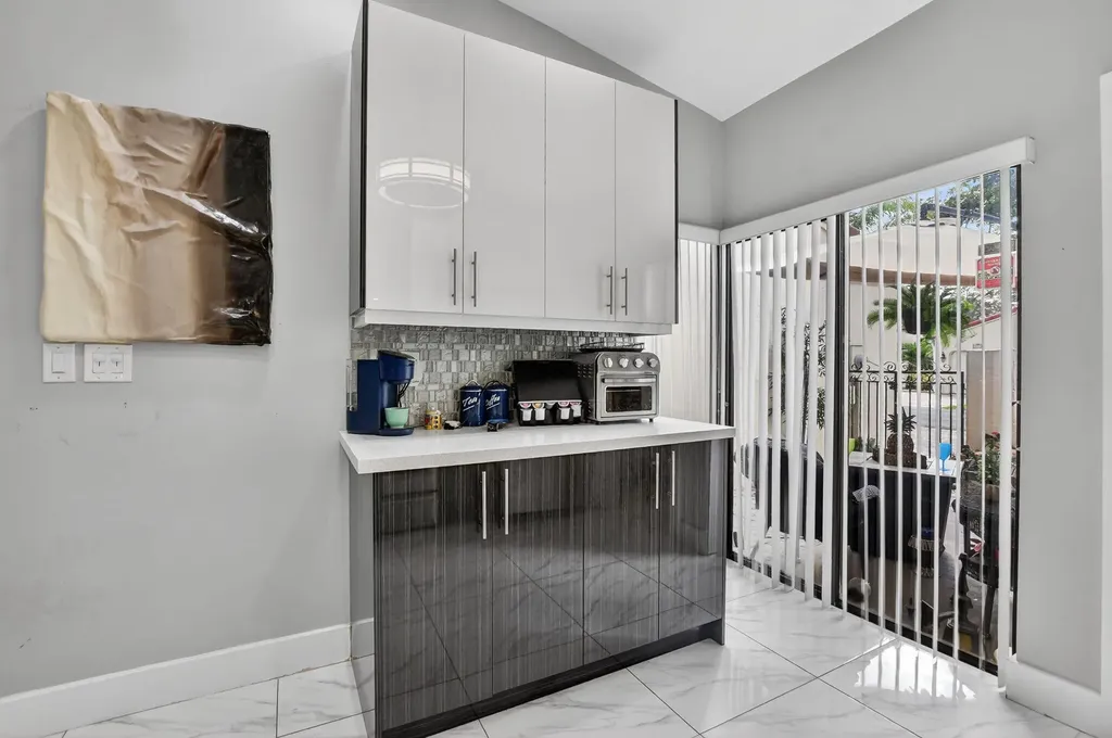 2683 Emerald Way N Deerfield Beach FL 33442