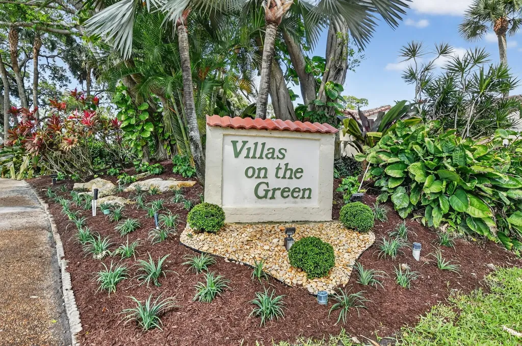 2683 Emerald Way N Deerfield Beach FL 33442
