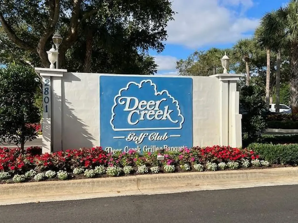 2683 Emerald Way N Deerfield Beach FL 33442