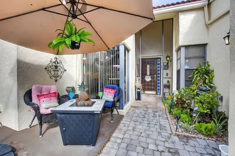 2683 Emerald Way N Deerfield Beach FL 33442