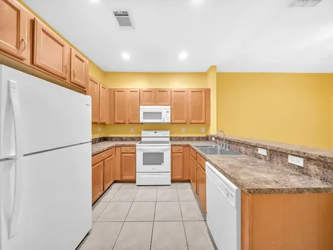 21223 NW 14th Place Miami Gardens FL 33169