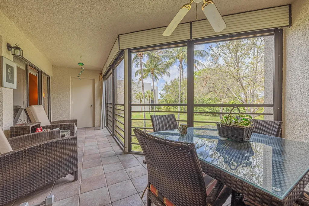 5750 Camino Del Sol Boca Raton FL 33433