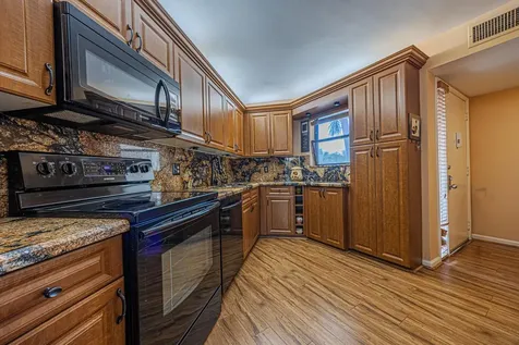 5750 Camino Del Sol Boca Raton FL 33433