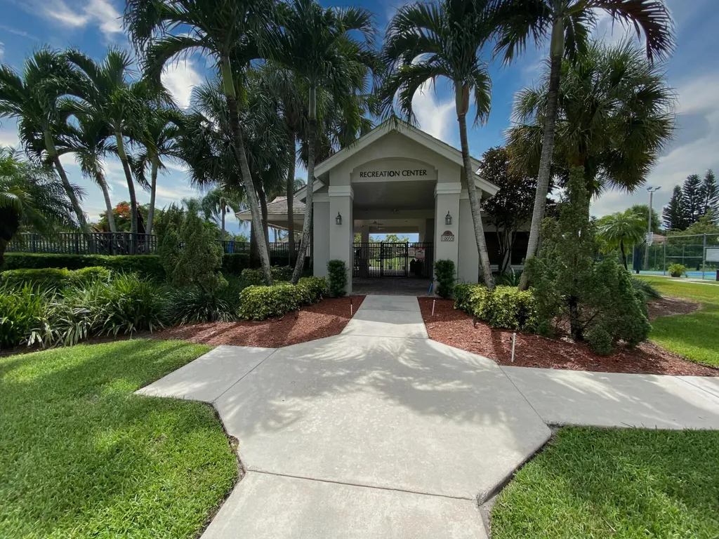 10075 Umberland Place Boca Raton FL 33428