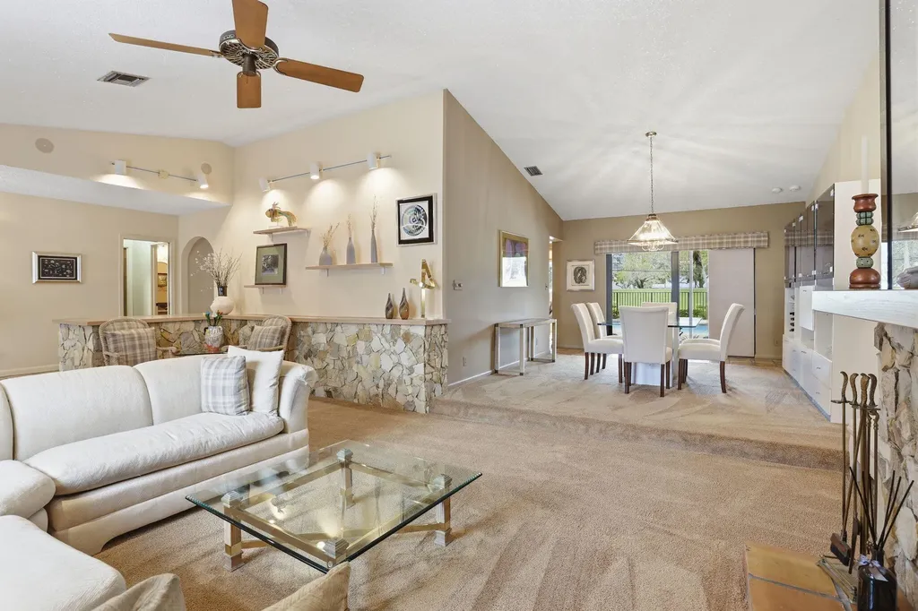 1960 NW 25th Street Boca Raton FL 33431