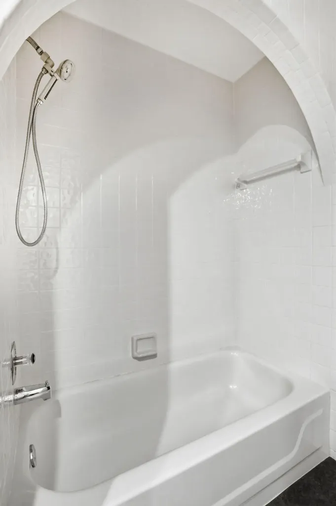 1960 NW 25th Street Boca Raton FL 33431