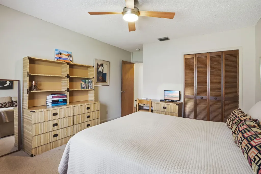 1960 NW 25th Street Boca Raton FL 33431