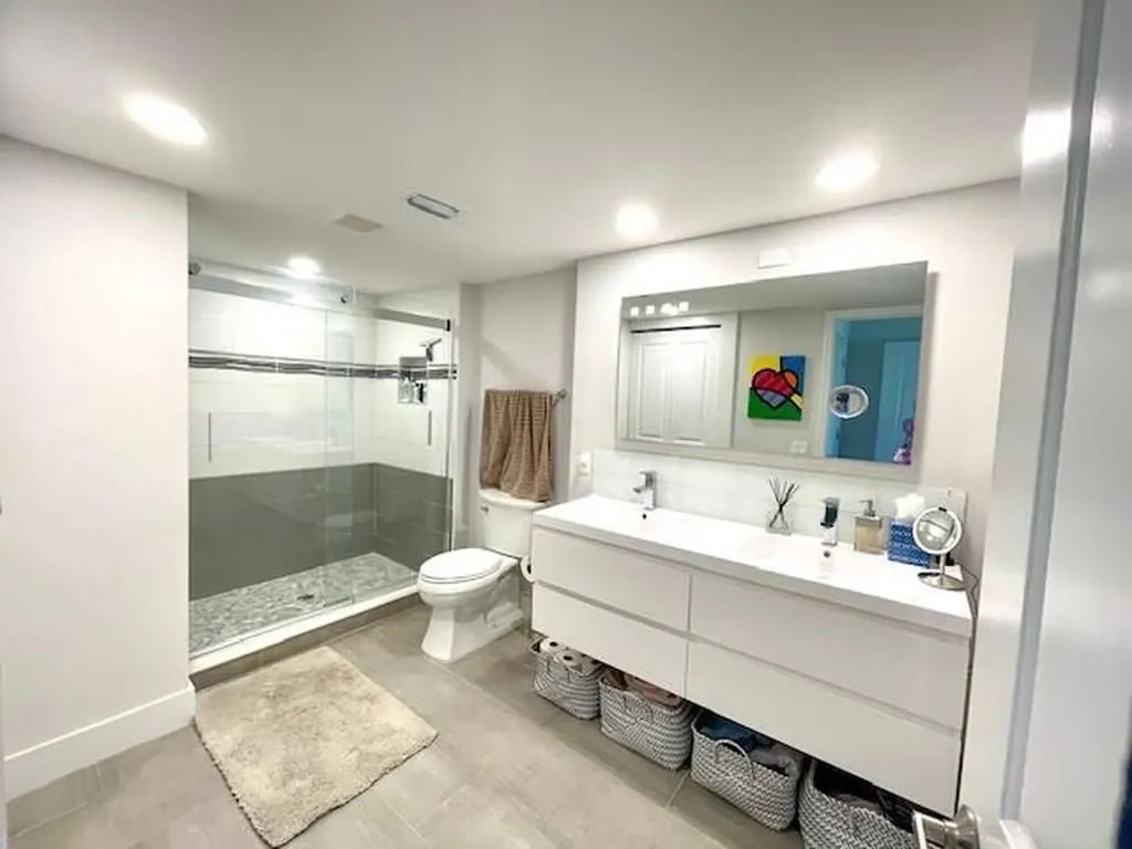 5 Stratford Drive E Boynton Beach FL 33436