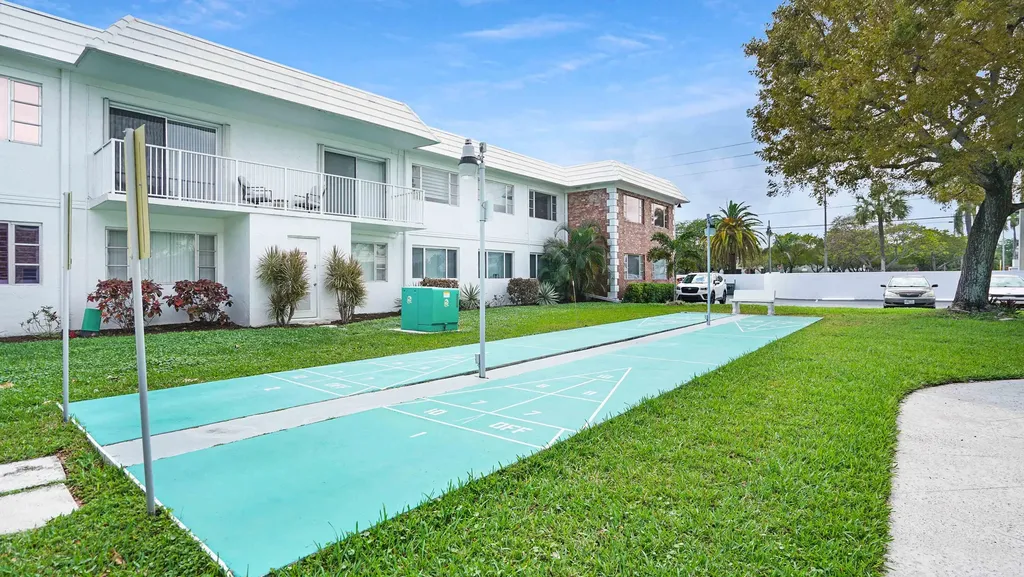 400 S Cypress Road Pompano Beach FL 33060