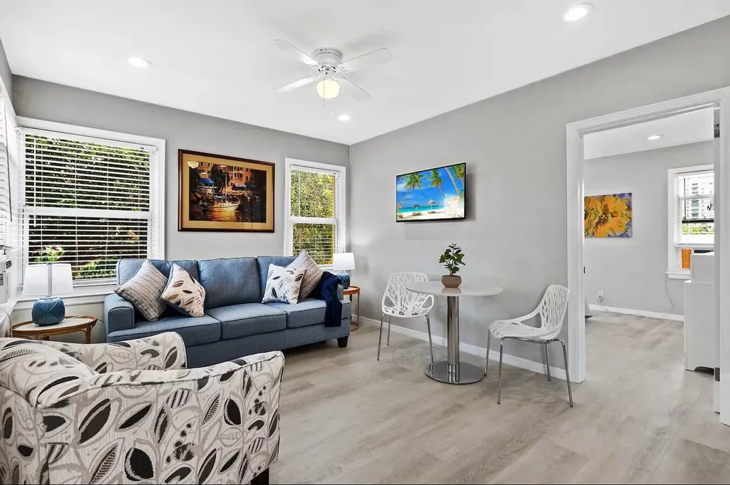 802 N Federal Highway Boynton Beach FL 33435