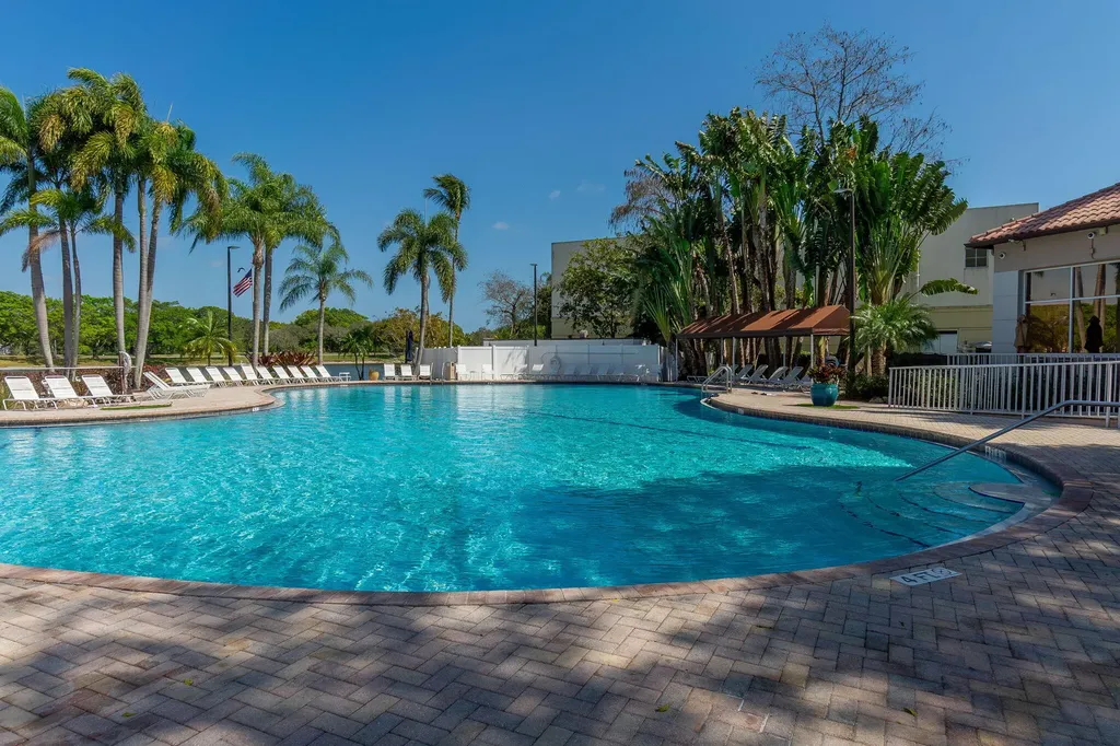10421 Buena Ventura Drive Boca Raton FL 33498