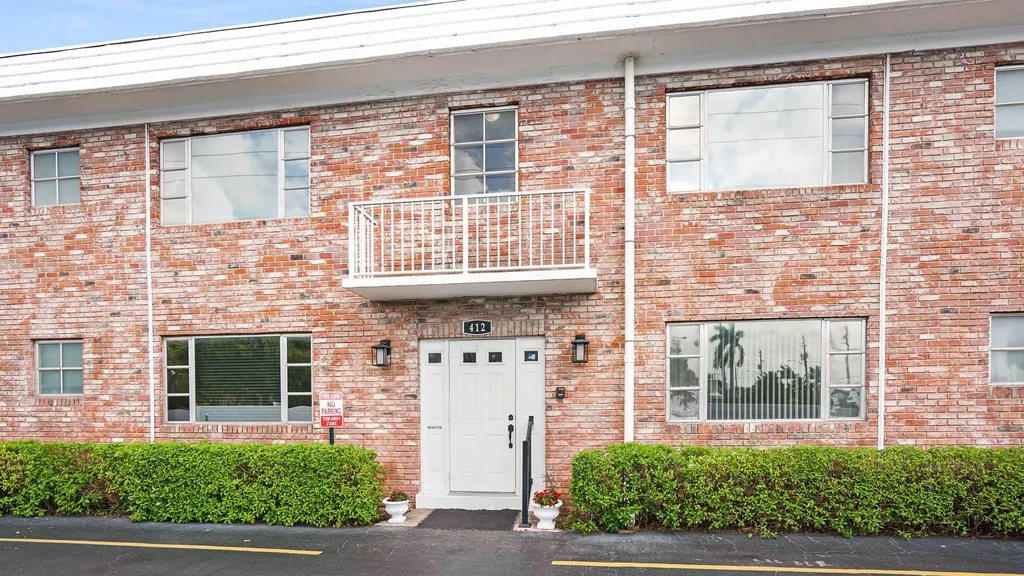 412 S Cypress Road Pompano Beach FL 33060