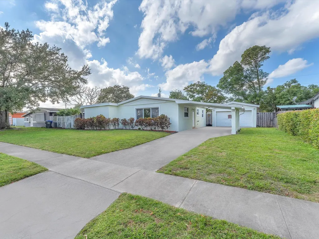 330 N 70th Terrace Hollywood FL 33024