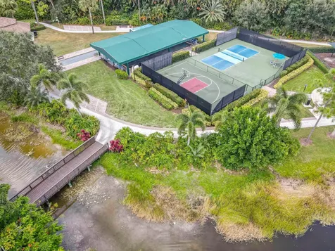 7536 Hawks Landing Drive West Palm Beach FL 33412