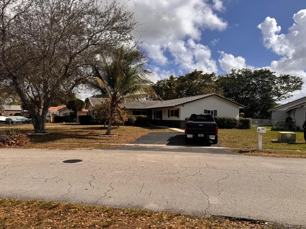 11180 NW 35th Street Coral Springs FL 33065