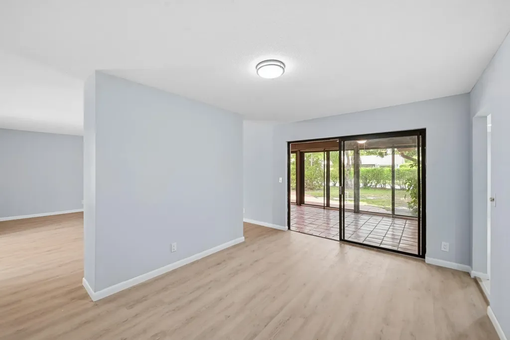 5935 Glenbrook Drive Boca Raton FL 33433