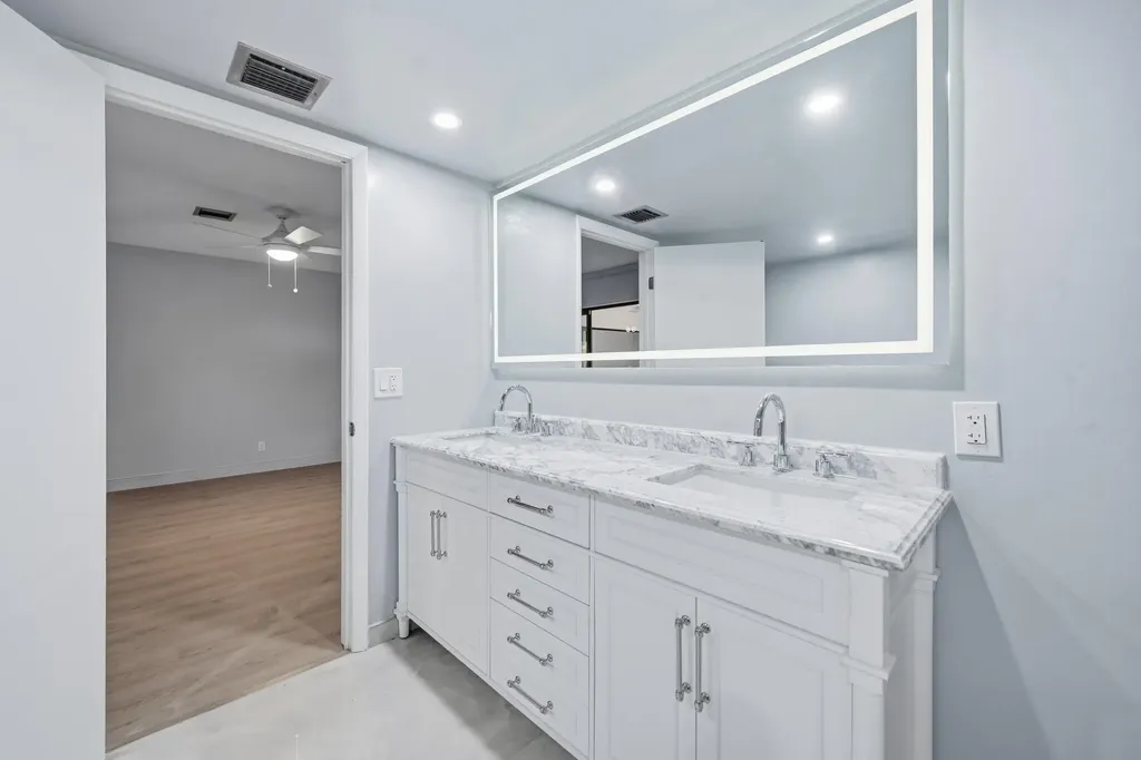 5935 Glenbrook Drive Boca Raton FL 33433