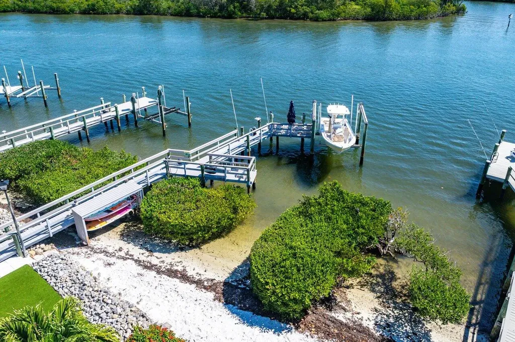 281 Fishermans Way Jupiter FL 33477