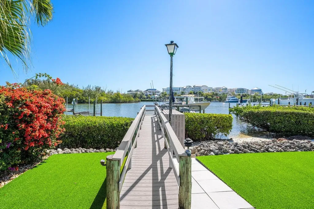 281 Fishermans Way Jupiter FL 33477