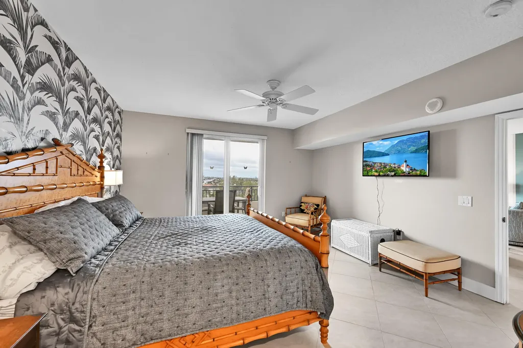 2880 NE 14th Street Causeway Pompano Beach FL 33062