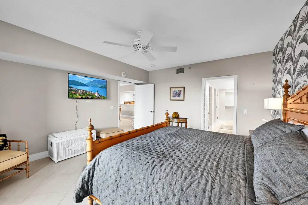 2880 NE 14th Street Causeway Pompano Beach FL 33062