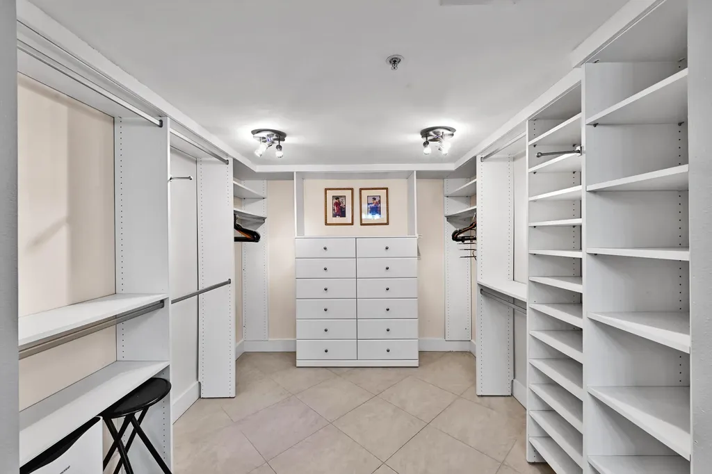 2880 NE 14th Street Causeway Pompano Beach FL 33062