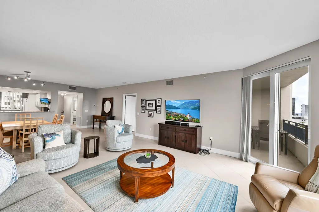 2880 NE 14th Street Causeway Pompano Beach FL 33062