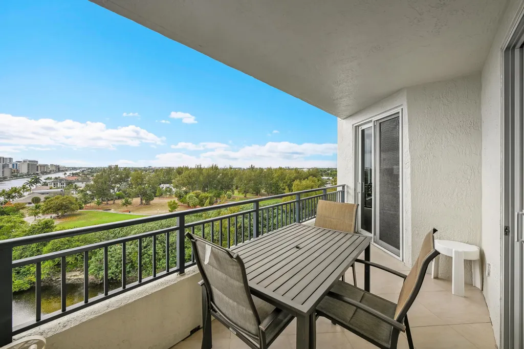 2880 NE 14th Street Causeway Pompano Beach FL 33062