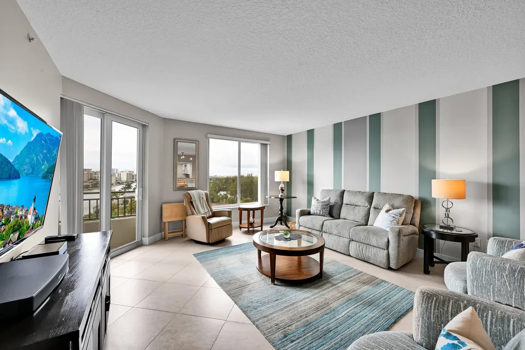 2880 NE 14th Street Causeway Pompano Beach FL 33062