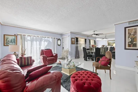 2317 SW 81st Terrace North Lauderdale FL 33068